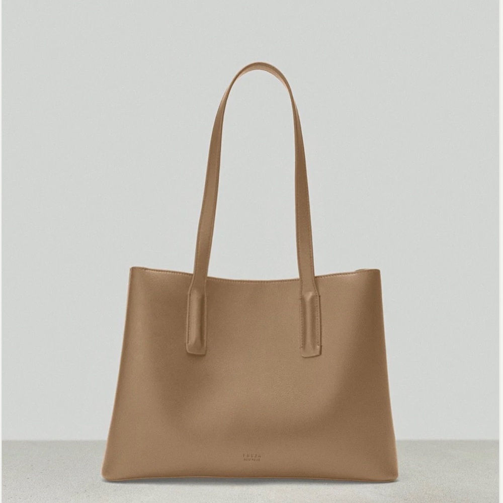 Freja NYC Linnea Tote Cappuccino